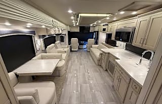 2020 Newmar Ventana 4037