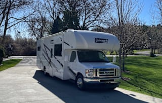 2024 Thor Motor Coach - Coleman 32CM