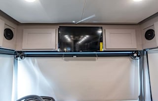 2023 Tag Axle Diesel, Bunks, 2 Full baths "Teddy"