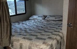 2020 Chevy Gulf Stream RV Conquest 23DBL Lite