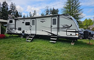 Family Modern Bunkhouse delivered to your campsite