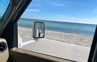 Free 200 miles/night! -  30' Thor FourWinds ClassC
