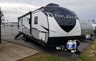 2022 Twilight 280 Signature