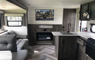 2020 Forest River RV Wildwood X-Lite 273QBXL