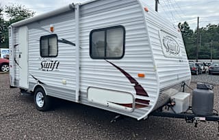 Light Weight Jayco Travel Trailer SUV towing