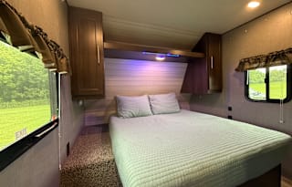 Luxury Crossroads Escape