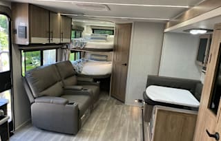 BRAND NEW Grand Design Imagine 25DBE Luxury RV