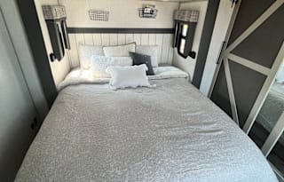 2023 Forest River RV Wildwood Heritage Glen 356QB