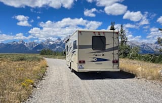 YoYo - Your Retreat on Wheels