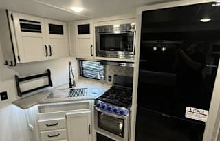 2025 Forest River RV puma 31QBBH