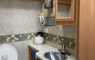2007 Chateau 31ft Class C Motorhome