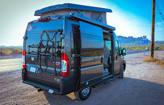 2023 Thor Rize SLEEPS 4 RARE "Sky Bunk" Roof Bed