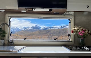 2022 Winnebago View 24D