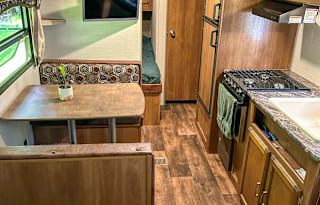 Gorge Getaway on Wheels