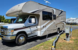 2016 Thor Motor Coach Four Winds 26A