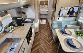 Glamping in International Luxury (WE DELIVER )