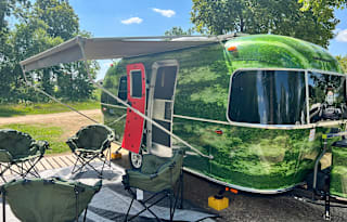 2022 Watermelon Airstream Bambi 20FB