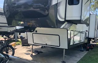 2022 Dutchmen Yukon Gaal1550