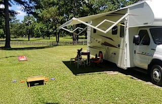 2019 Winnebago - Betty White