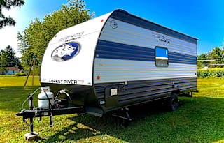 2025 Cherokee Wolf Pup 16LP