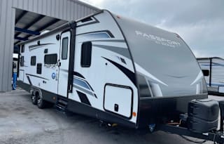 2021 Keystone Travel Trailer - Sleeps 8