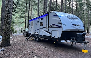 Dog Friendly Couples Camper