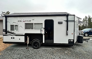 2021 Forest River RV Cherokee Ice Cave 17mph woodsman