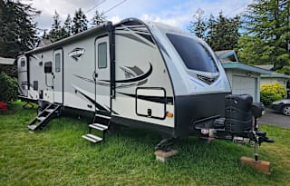 Family Modern Bunkhouse delivered to your campsite