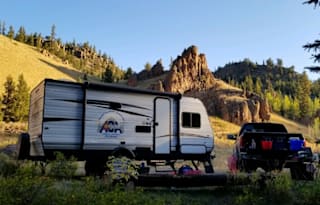 AGA 4 -	2018 Jayco Jay Flight 174BH