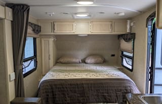 2017 Winnebago Micro Minnie