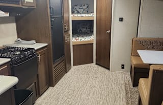 Forest River Acadia -Includes All Necessities!!