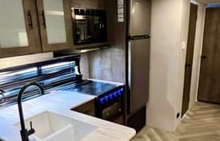 Family & Pet Friendly 2 Bdrm! Everything included.