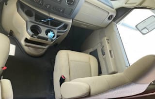 2015 Winnebago 30F Airport Delivery! "TURN KEY!!!"