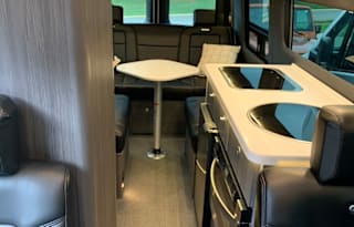 Airstream Interstate 24gl Luxury Mercedes-Seats 9