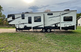 2021 Heartland Big Country 3895 FK