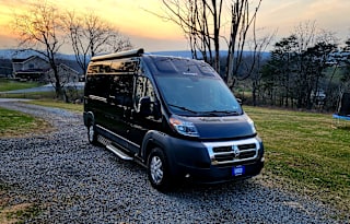 2019 Sunlight Van 2