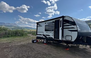 Take the Whole Family!! Has Bunk Beds!