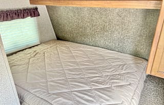 E-Z Tow  Springdale Mini Travel Trailer 2018