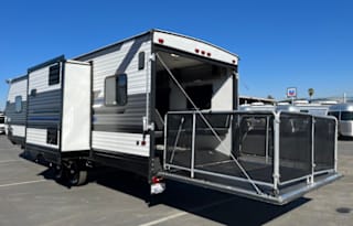 2022 Heartland Pioneer toy hauler
