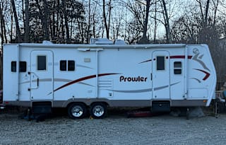 Rob and Shannon’s Paradise on Wheels