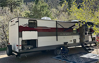 Explore Vernal's Beauty: Comfortable RV Rental