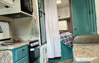 2020 Thor Motor Coach Chateau 22E