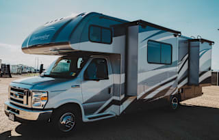 2017 Forest River RV Sunseeker 2500TS w/ Flex Mile