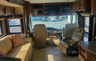 *Delivery Only* 2011 Fleetwood RV Southwind 36D