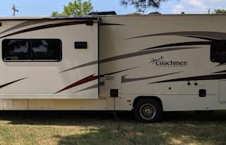 2017 Coachmen RV Freelander 31BH Ford 450