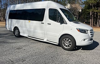 2022 Midwest Automotive Presidential Sprinter 170