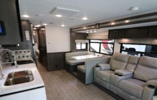 NEW 2023 Forest River RV Georgetown 5 Series 36B5
