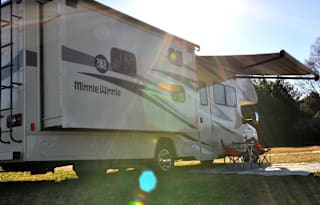 Funky Class C RV w/ 2 Bunks + Queen Suite Sleeps 8