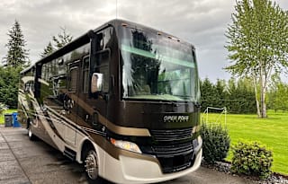 2019 Tiffin Open Road Allegro 36UA - Sleeps 9