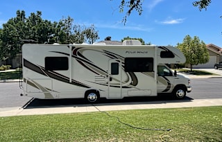 2021 Thor Motor Coach Four Winds 28A